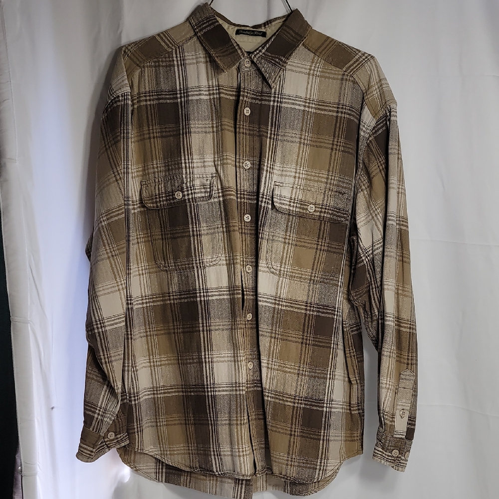 Eddie Bauer Brown Casual Button Down Shirt with Relaxed Fit
